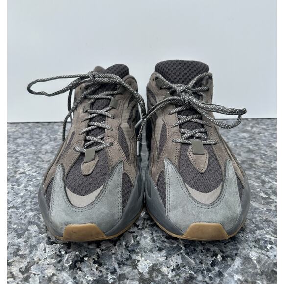 Adidas Yeezy Boost 700 V2 Geode EG6860 Men’s Size 13 main image 9
